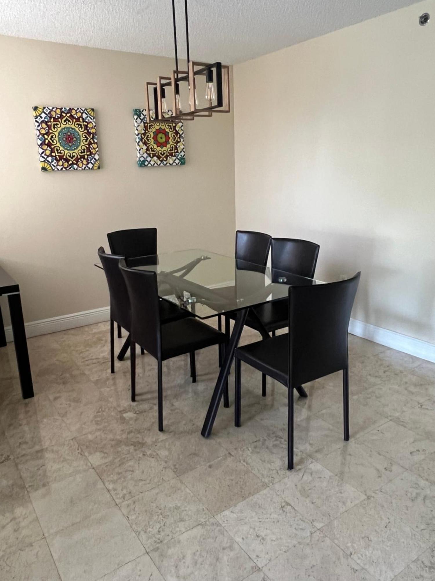 Appartement Renovated 2/2 Unit At Yacht Club/Aventura Extérieur photo