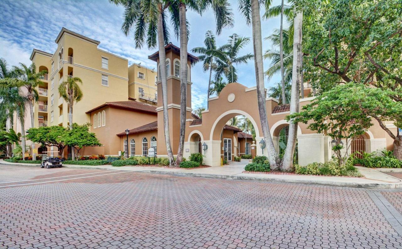 Appartement Renovated 2/2 Unit At Yacht Club/Aventura Extérieur photo