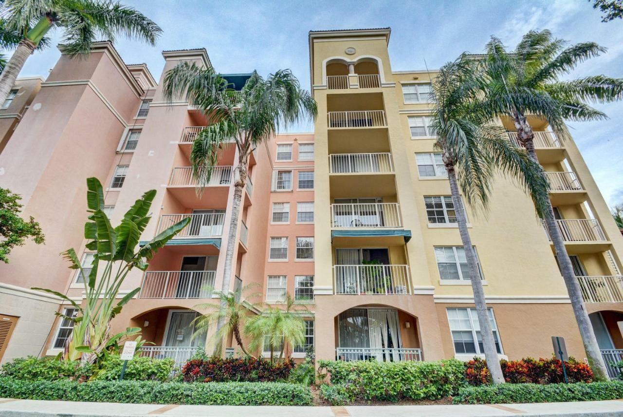 Appartement Renovated 2/2 Unit At Yacht Club/Aventura Extérieur photo